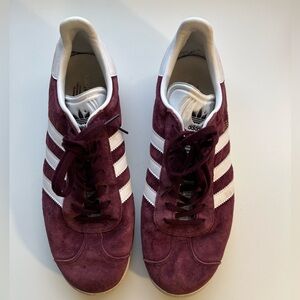 Adidas Men’s Maroon and White Gazelle Sneakers